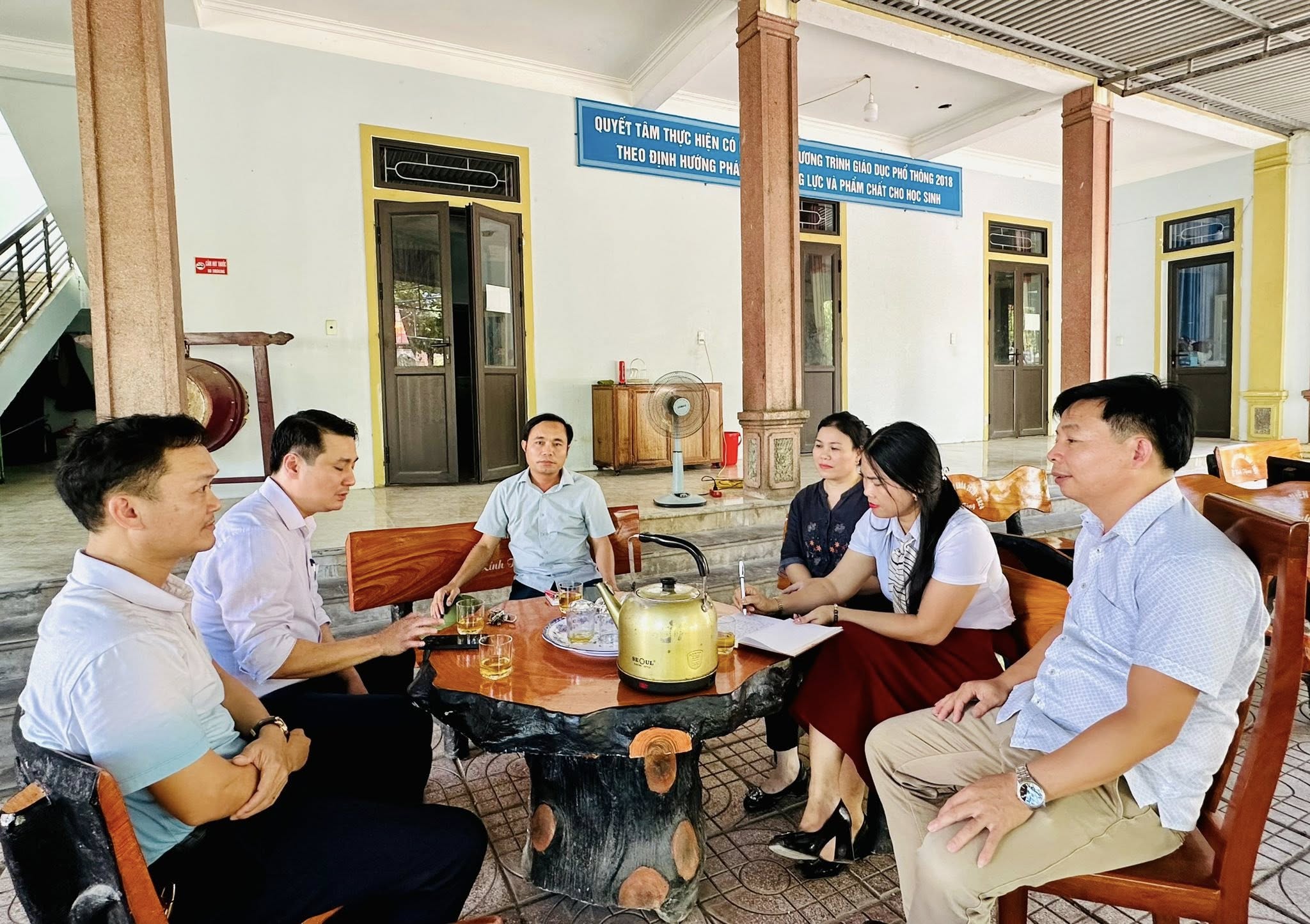LÃNH ĐẠO XÃ LỘC HÀ KIỂM TRA CƠ SỞ VẬT CHẤT TẠI CÁC TRƯỜNG HỌC TRÊN ĐỊA BÀN.