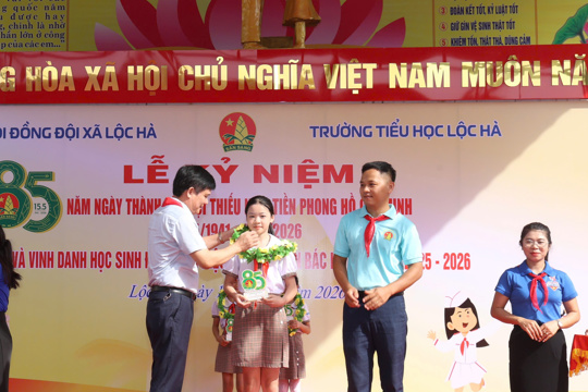 Tự hào truyền thống Đội TNTP Hồ Chí Minh – Thiếu nhi Lộc Hà vững bước tiến lên