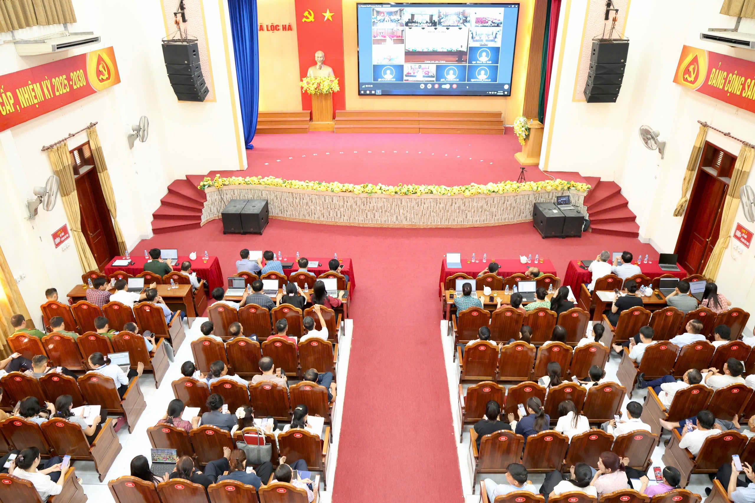 Lộc Hà tổ chức Hội nghị học tập, quán triệt, tuyên truyền và triển khai thực hiện các nghị quyết, chỉ thị của Trung ương, của tỉnh