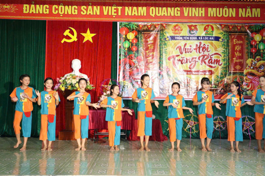 Khi những mùa trăng nối dài trên miền quê mới 
