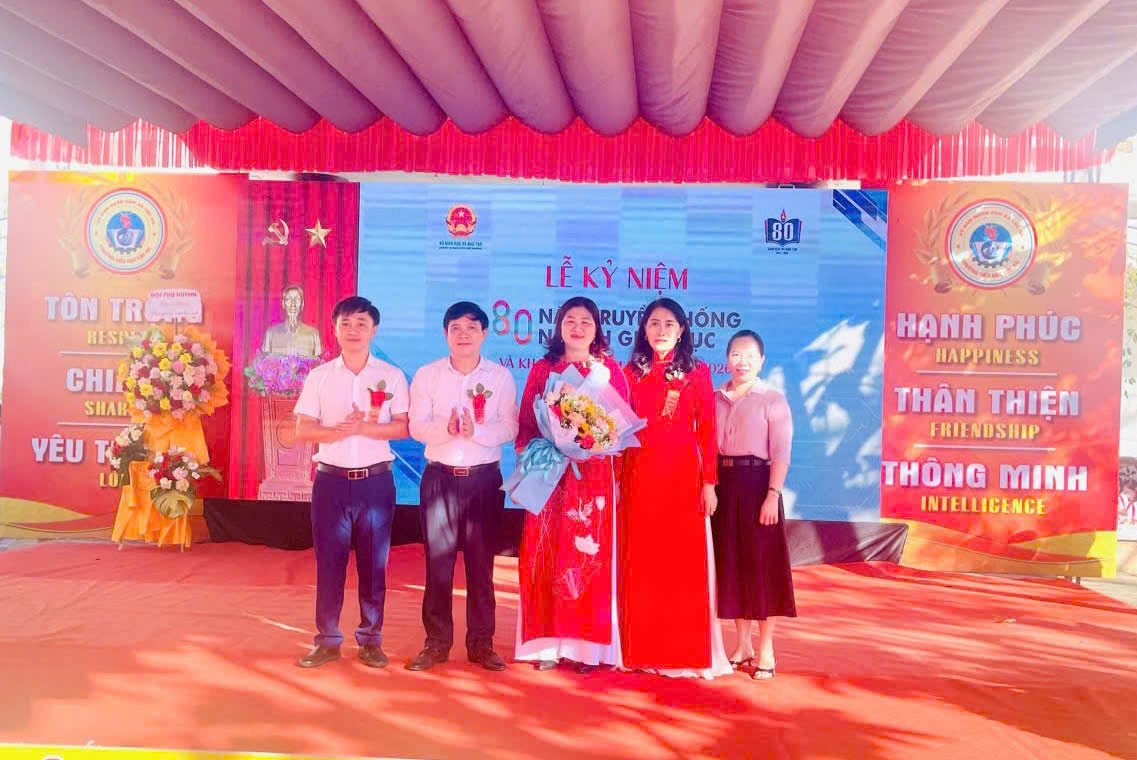 Sổi nổi ngày khai giảng năm học 2025 - 2026 trường học trên địa bàn xã Lộc Hà